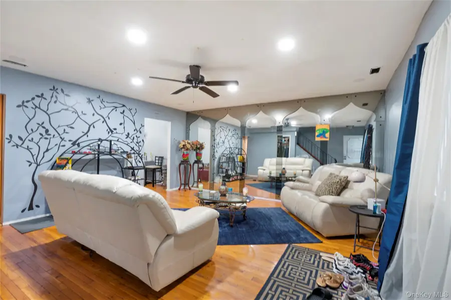 13512 223rd Street, Laurelton, NY 11413 - Image #2