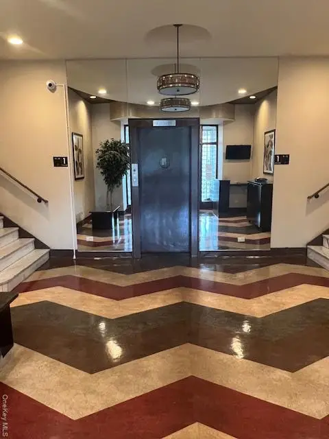 84-31 Van Wyck Expressway #1M, Briarwood, NY 11435 - Image #3