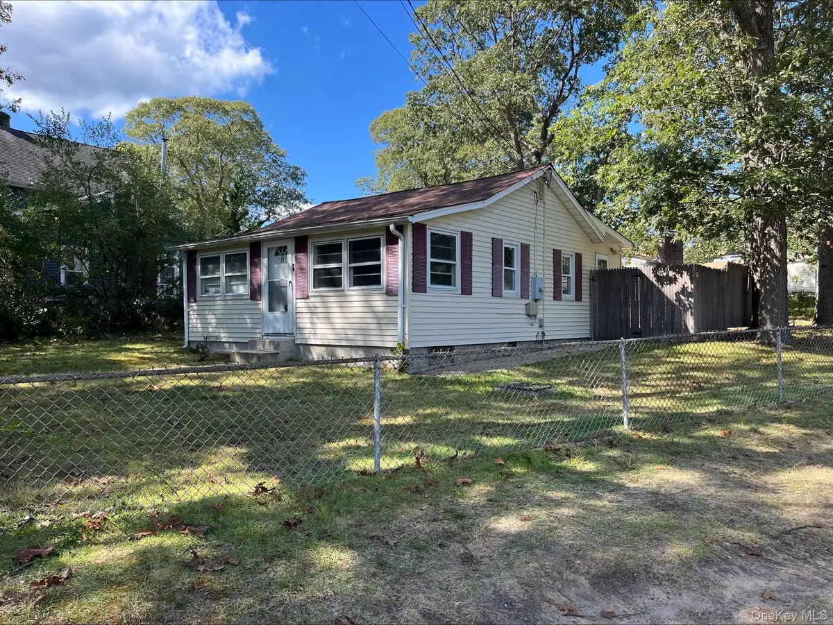 15 Lulu Drive, Lake Grove, NY 11755 - Image #1