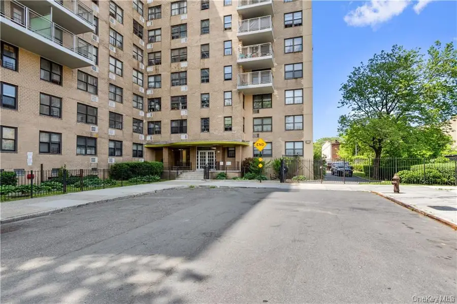 1966 Newbold Avenue #108, Bronx, NY 10472 - Image #2