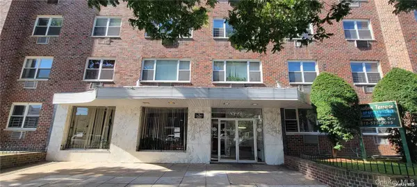 89-00 170 Street #11N, Jamaica, NY 11432
