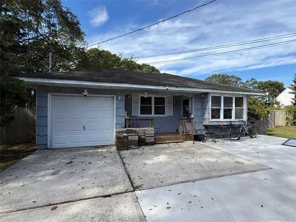 135 Forrest Avenue, Shirley, NY 11967