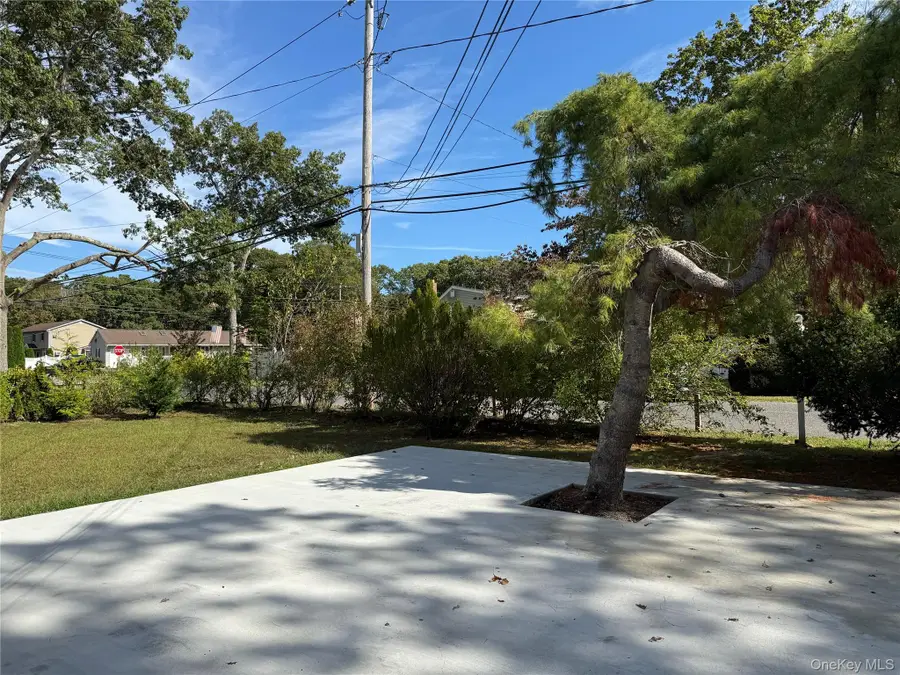 135 Forrest Avenue, Shirley, NY 11967 - Image #2