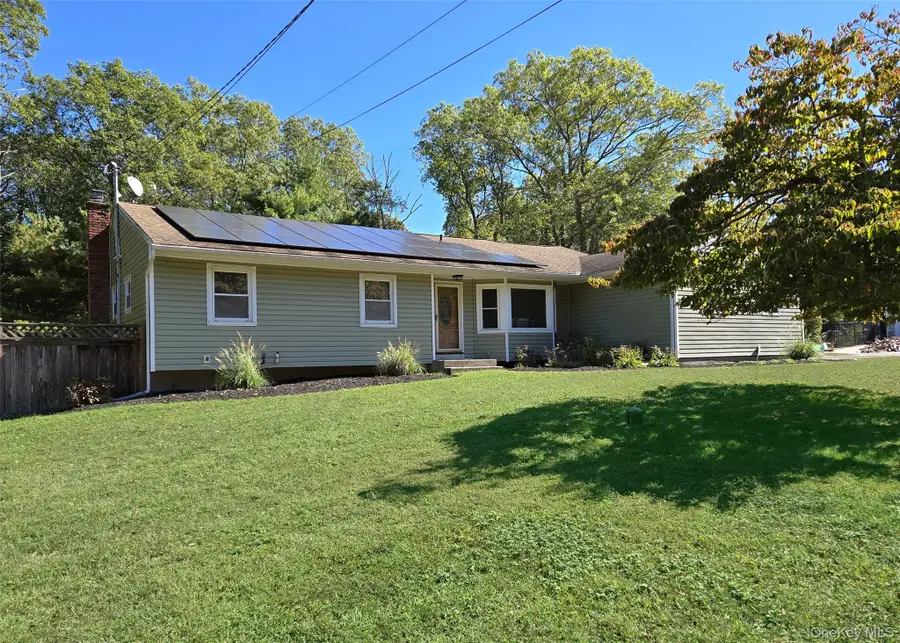 15 Garden Lane, Yaphank, NY 11980 - Image #3