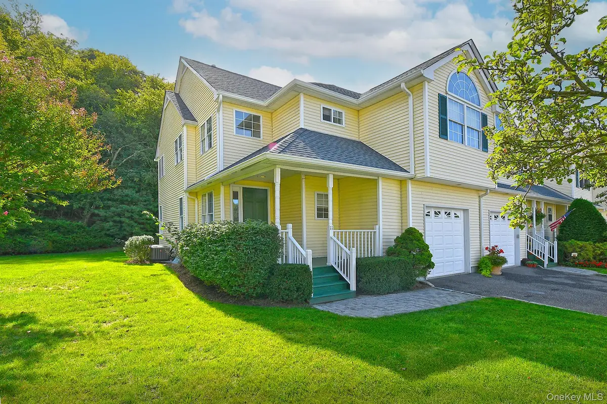 11 Spring Court, Huntington, NY 11743 - Image #1