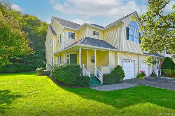 11 Spring Court, Huntington, NY 11743