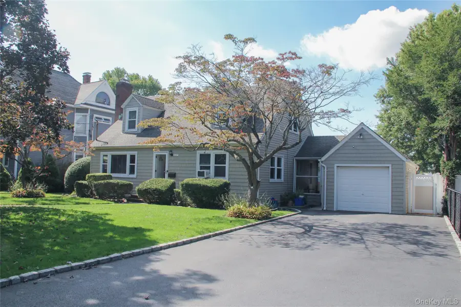 117 N Grove Street, Freeport, NY 11520 - Image #2