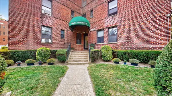 52-30 39th Avenue #2B, Woodside, NY 11377