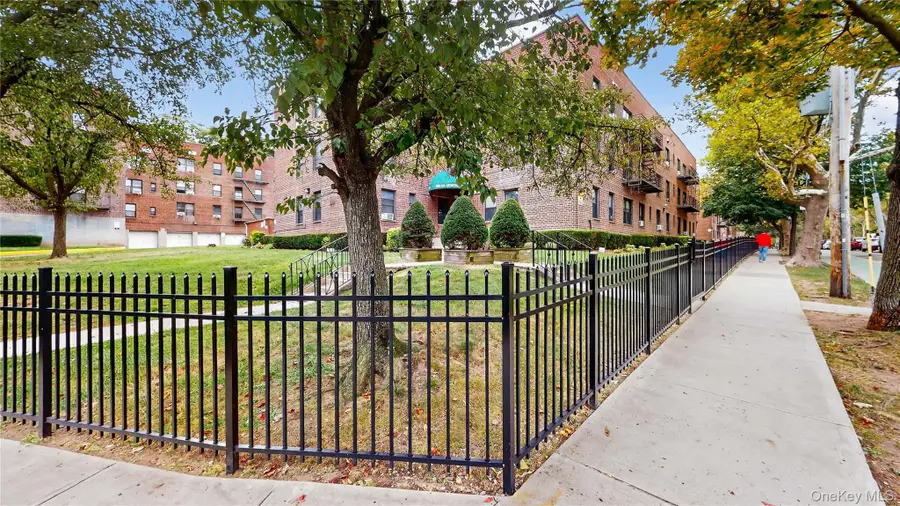 52-30 39th Avenue #2B, Woodside, NY 11377 - Image #2
