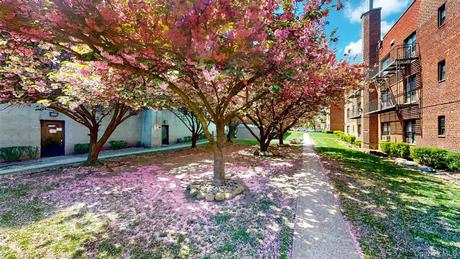 52-30 39th Avenue #2B, Woodside, NY 11377 - Image #3