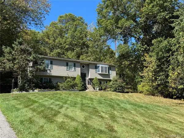 527 Toleman Road, Rock Tavern, NY 12575