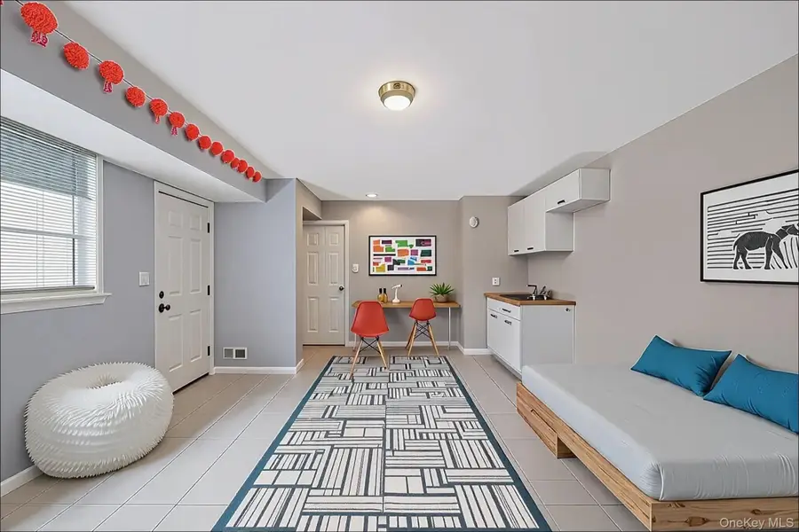 123 Amity Place, Staten Island, NY 10303 - Image #2