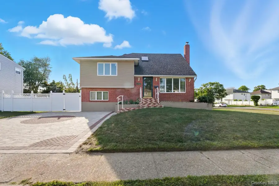 6 Martin Street, Massapequa, NY 11758 - Image #2