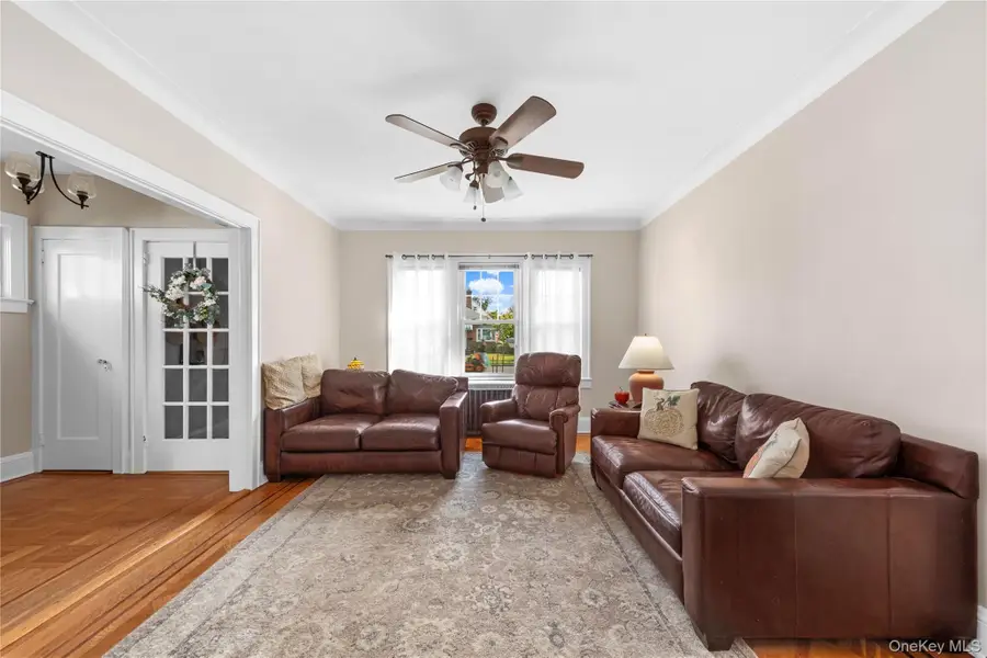 85 Edmund Street Street, Lynbrook, NY 11563 - Image #3