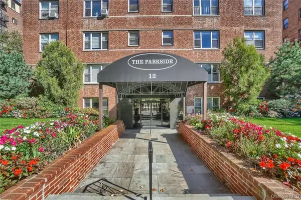 12 Westchester Avenue #5C, White Plains, NY 10601