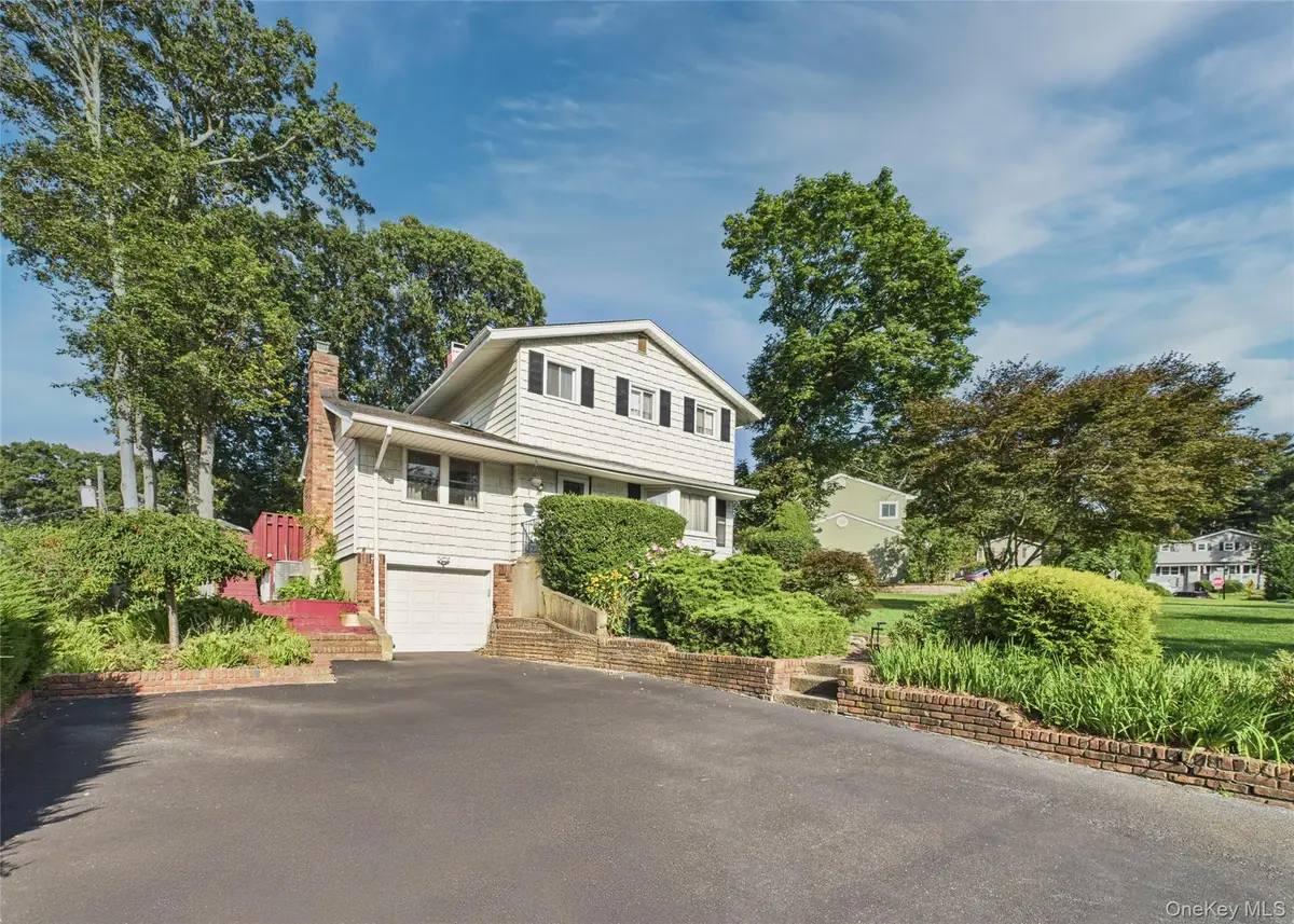 5 Gristmill Drive, Kings Park, NY 11754 - Image #1