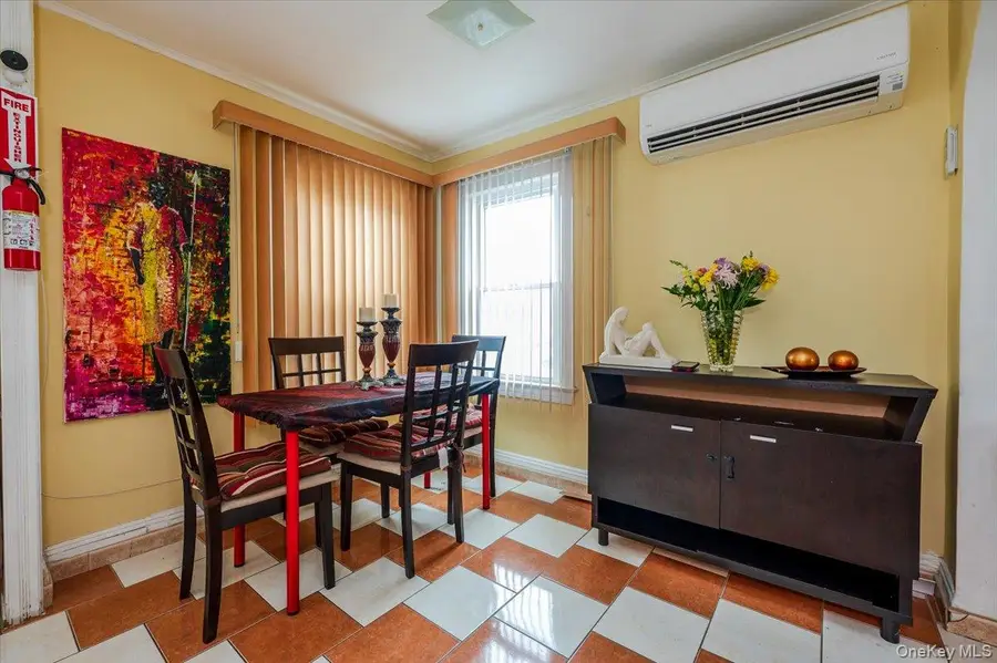 174 Hoffman Avenue, Elmont, NY 11003 - #3