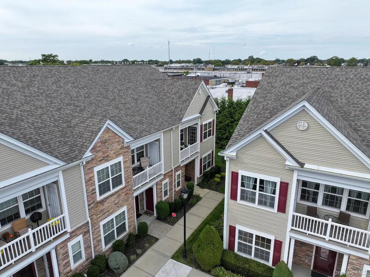 24 Strangford Court, Oceanside, NY 11572 - Image #1