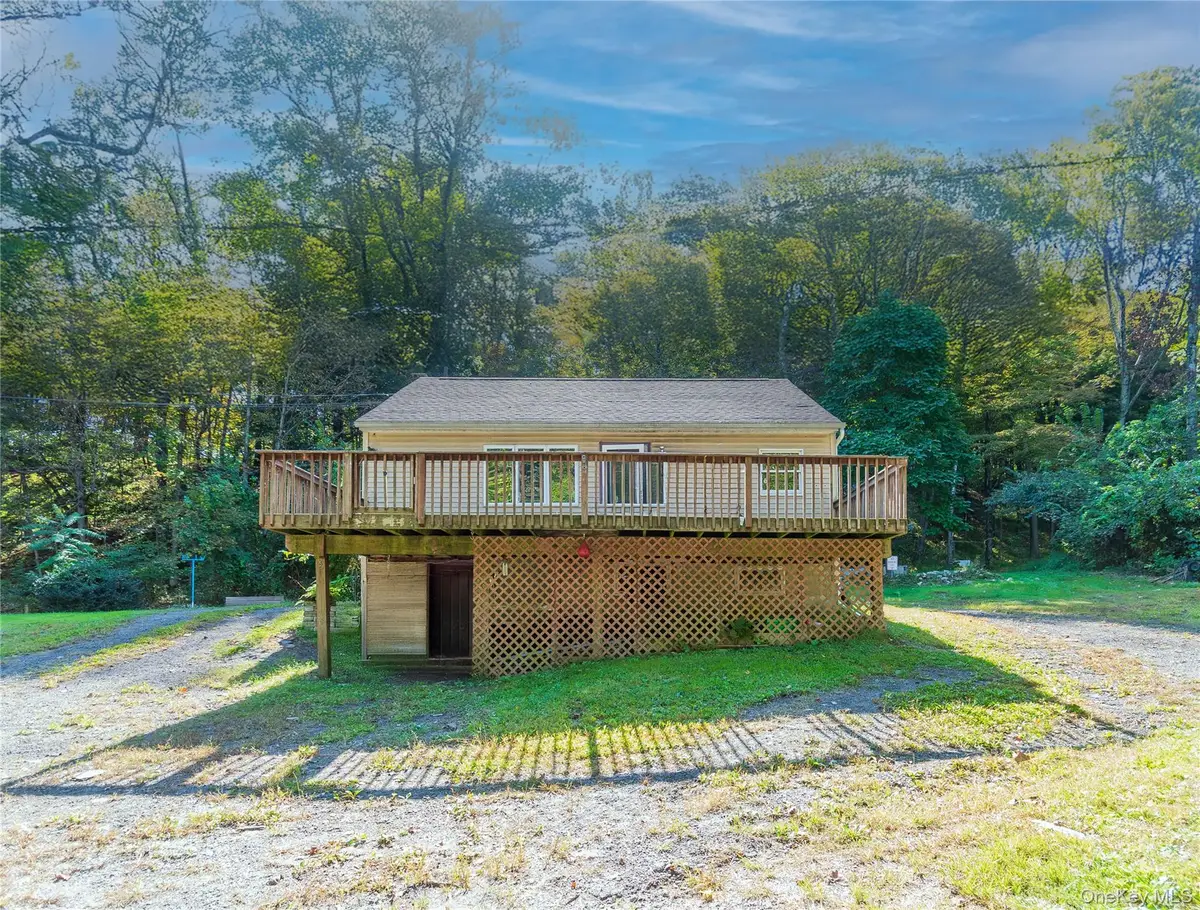 30 Dugan Lane, Wappinger, NY 12533 - Image #1