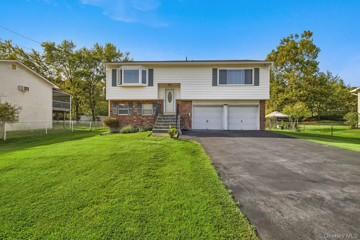 3 Shelley Road, Poughkeepsie, NY 12603 - Image #1