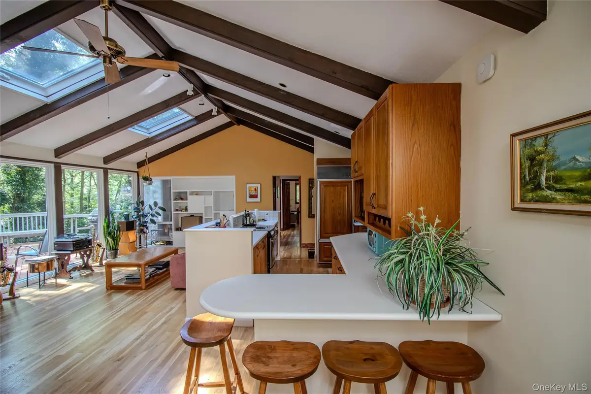 22 Meadowood Court, Huntington, NY 11743 - Image #1