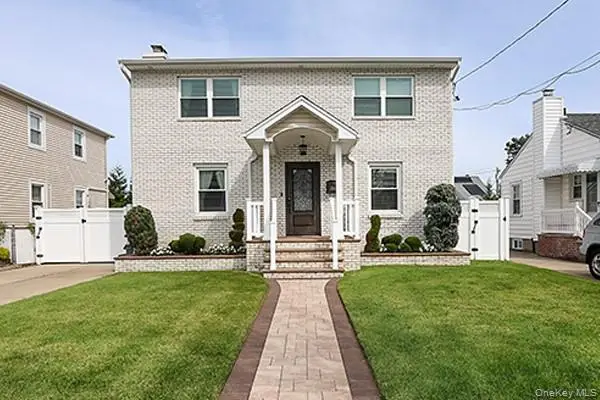 956 Hancock Avenue, Franklin Square, NY 11010 - Image #1