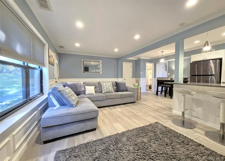 115 Bailey Court #115, Middle Island, NY 11953 - Image #3