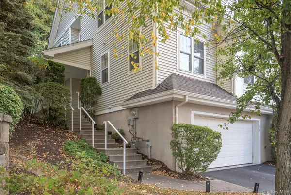 70 Briarbrook Drive, Briarcliff Manor, NY 10510