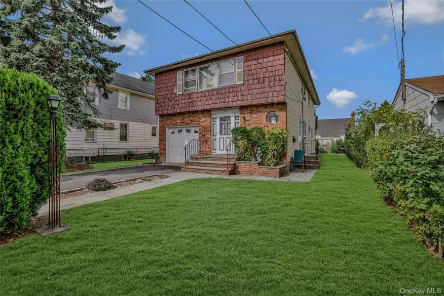 53 2nd Street, New Hyde Park, NY 11040 - Image #2