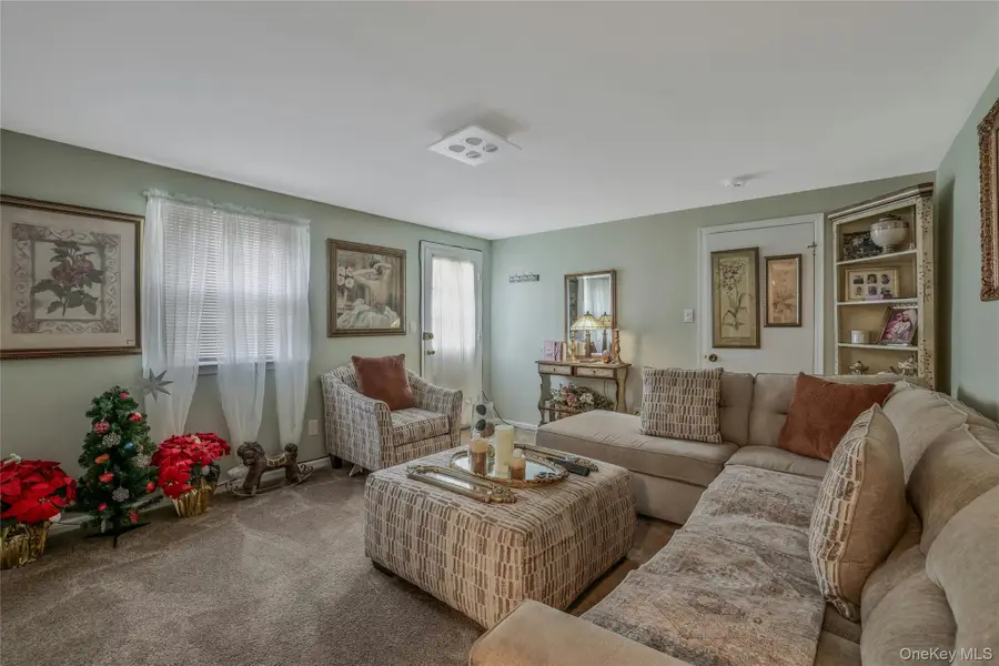 53 2nd Street, New Hyde Park, NY 11040 - Image #3