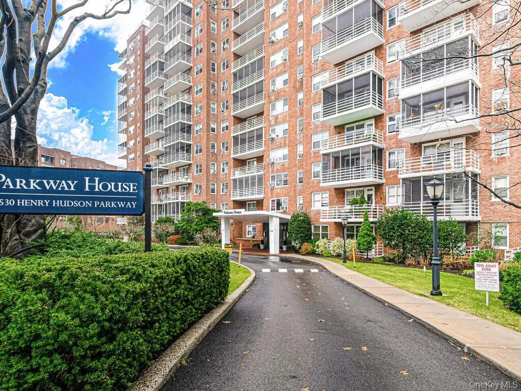 3530 Henry Hudson Parkway E #2C, Bronx, NY 10463 - Image #1
