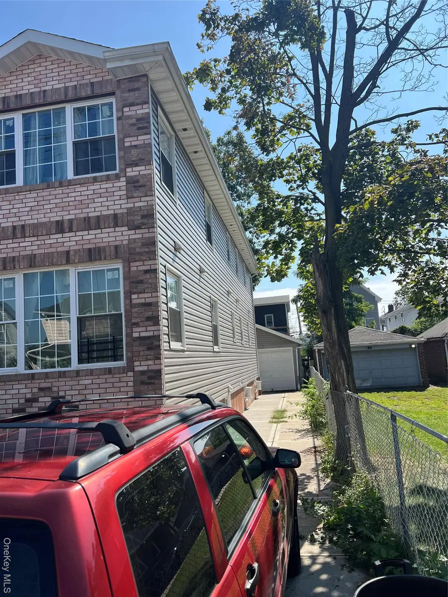 18920 117th Road, Saint Albans, NY 11412 - Image #2