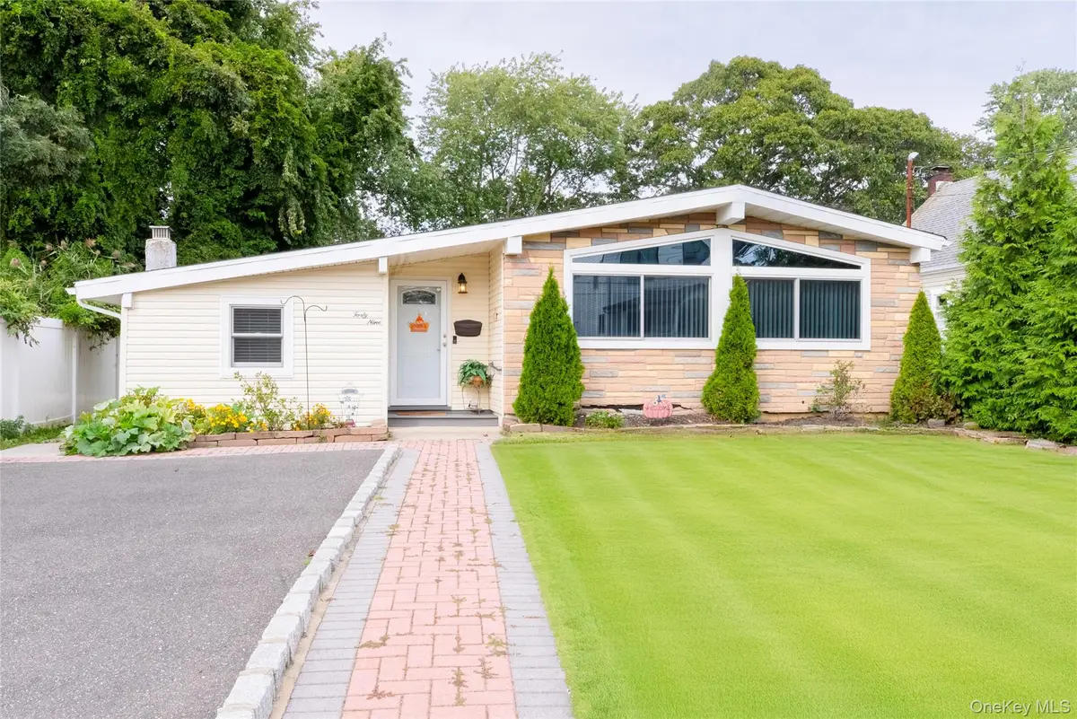 49 Campbell Street, Patchogue, NY 11772 - Image #1