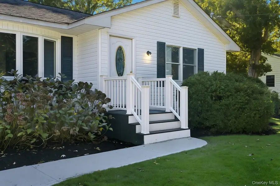 7 Harvard Drive, Hampton Bays, NY 11946 - Image #2