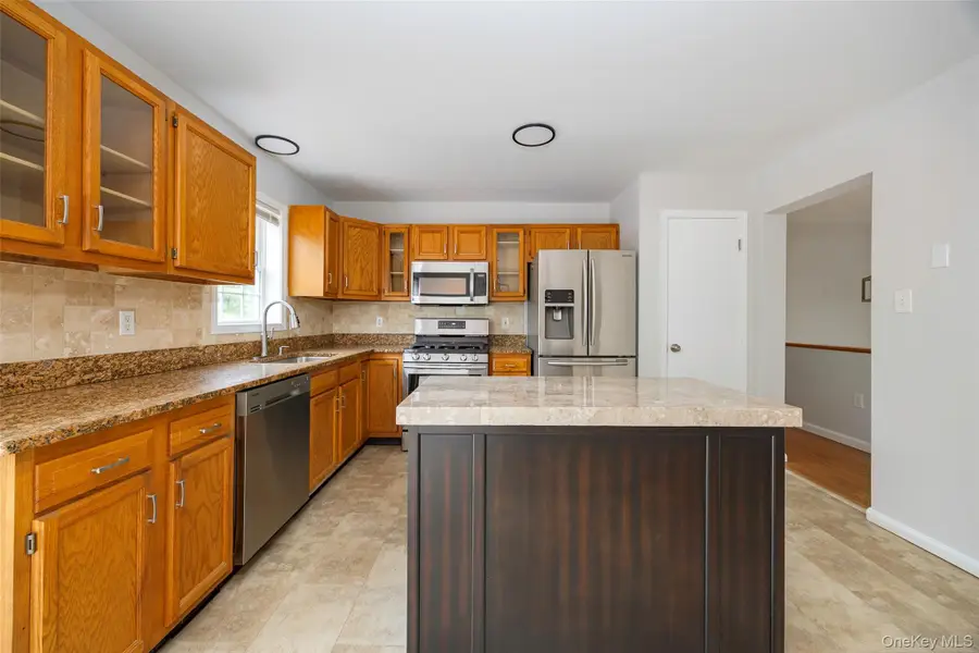 15 Pond Street, Poughkeepsie, NY 12603 - Image #3