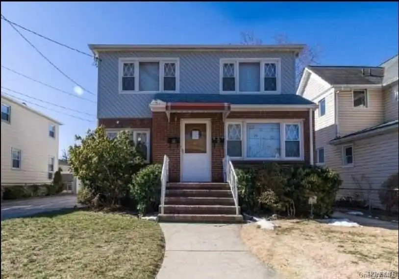 46 E Mineola Avenue, Valley Stream, NY 11580 - Image #1