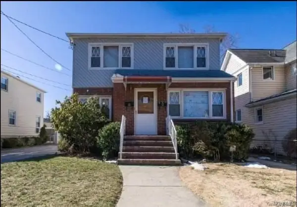 46 E Mineola Avenue, Valley Stream, NY 11580