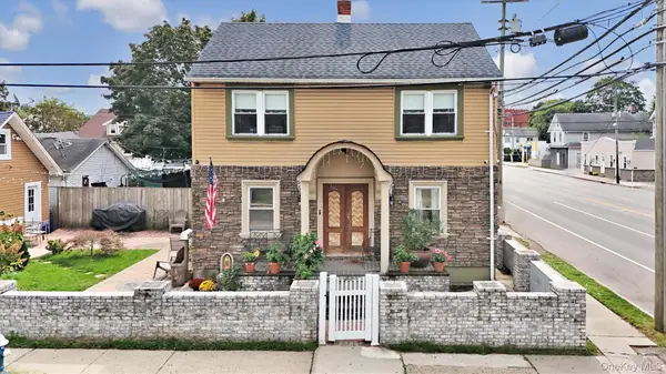 196 S Franklin Street, Hempstead, NY 11550