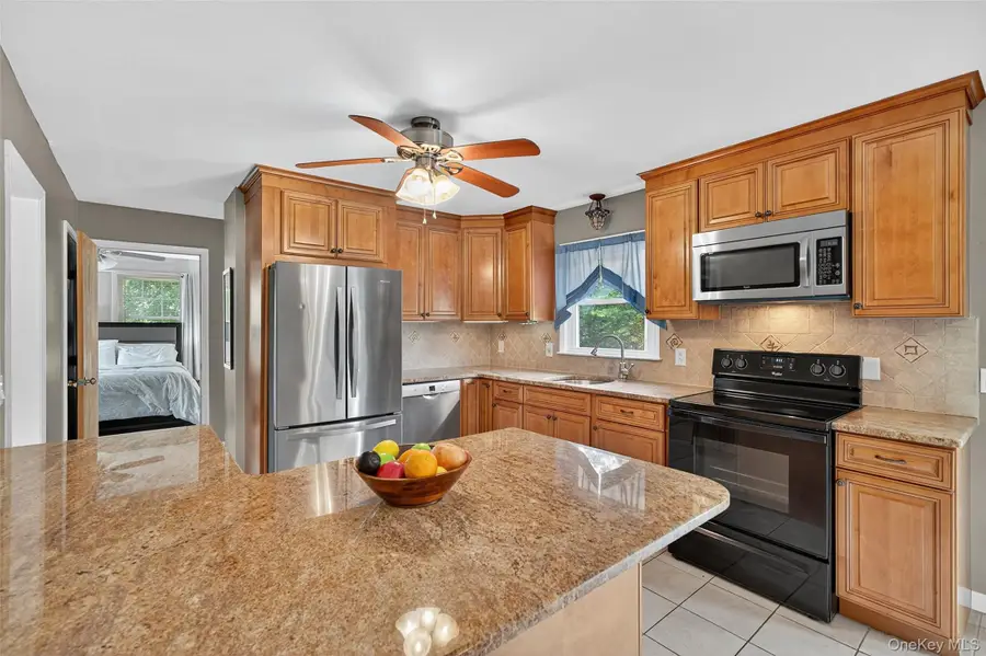 34 Capital Drive, Washingtonville, NY 10992 - Image #2