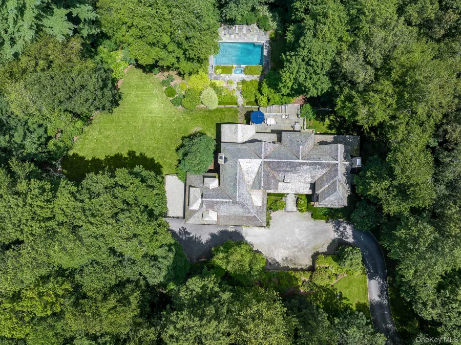 16 Miller's Mill Road, Bedford, NY 10506 - Image #2