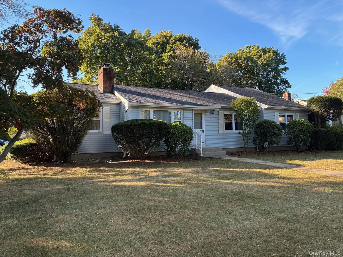 12 Fairlee Drive, East Northport, NY 11731 - Image #1