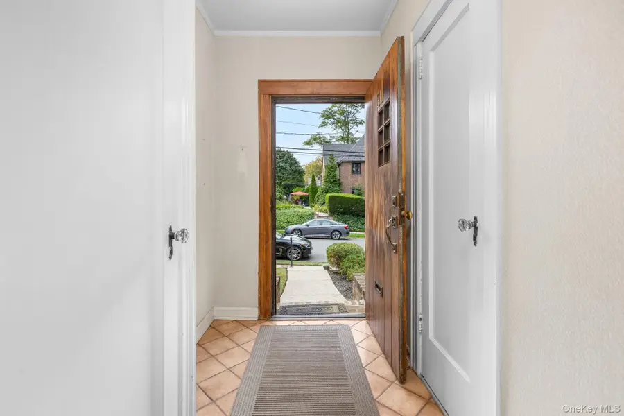 311 Hayward Avenue, Fleetwood, NY 10552 - Image #3