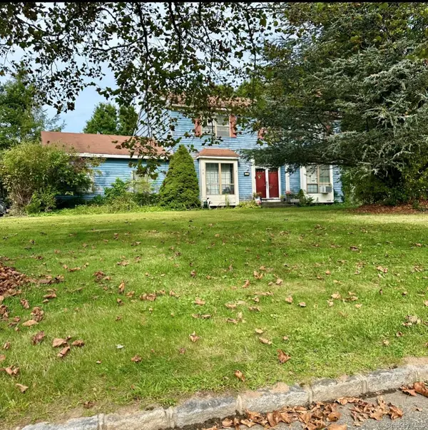 189 Southfield Road, Calverton, NY 11933