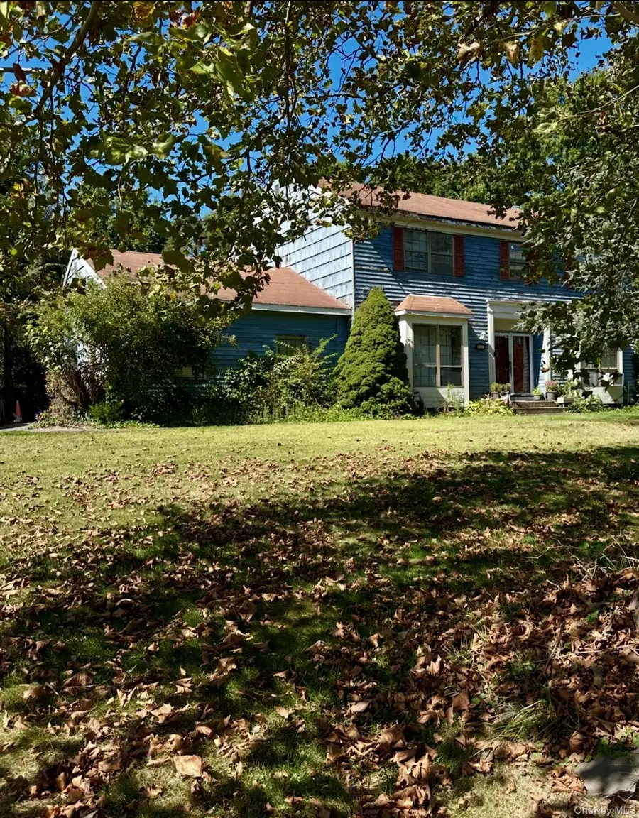 189 Southfield Road, Calverton, NY 11933 - Image #2