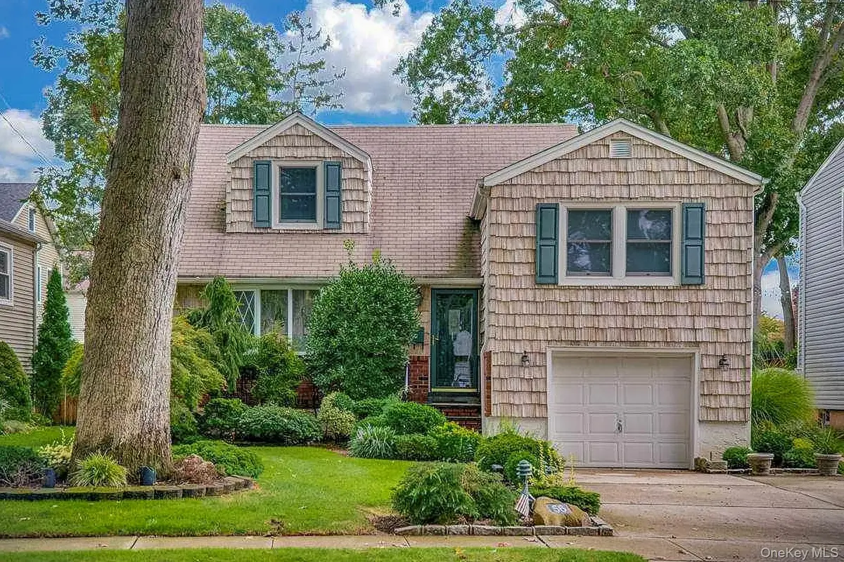 56 Adair Court, Malverne, NY 11565 - Image #1