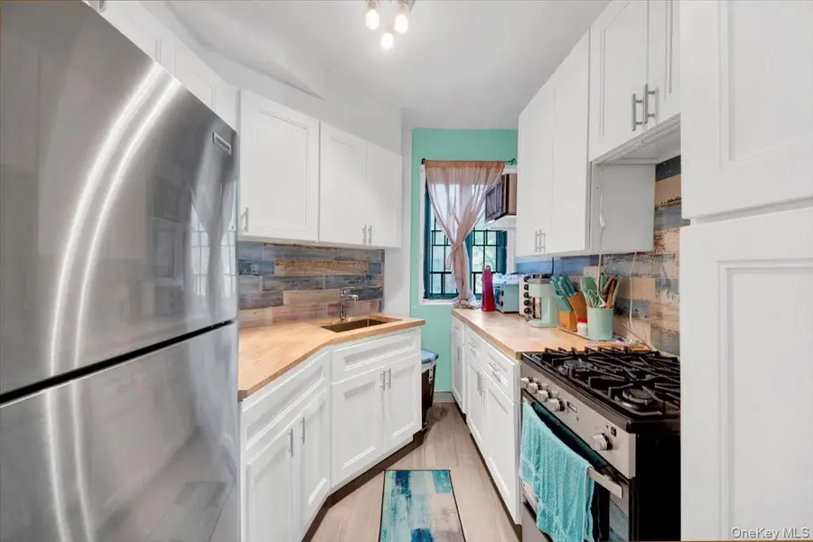 1651 Metropolitan Avenue #3E, Bronx, NY 10462 - Image #3