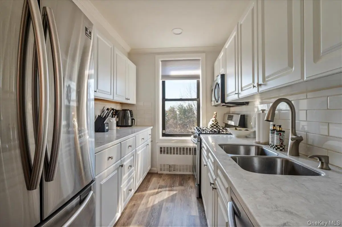 1 Remsen Road #4J, Yonkers, NY 10710 - Image #1