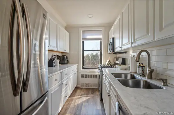 1 Remsen Road #4J, Yonkers, NY 10710