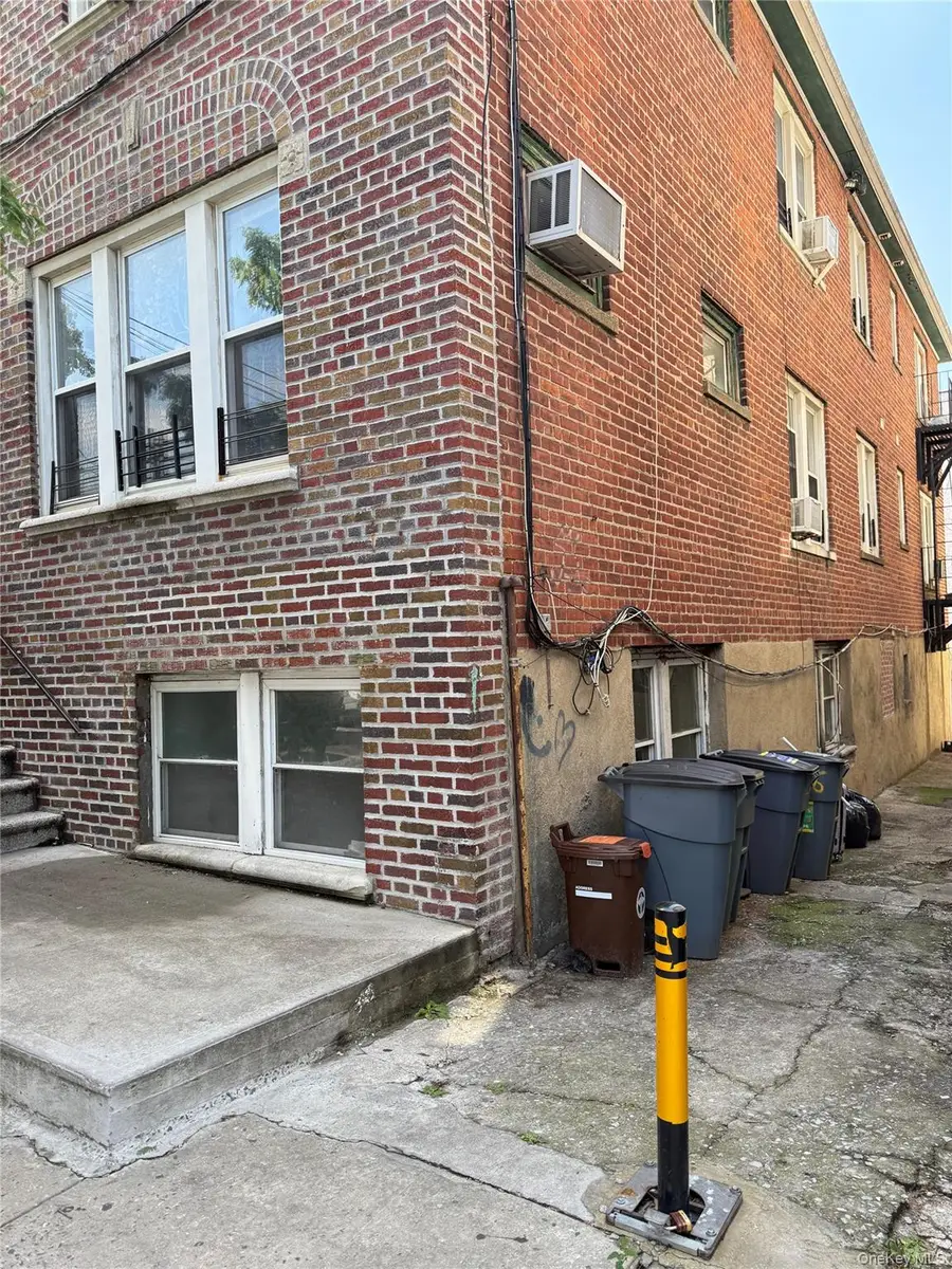 2806 Wellman Avenue, Bronx, NY 10461 - Image #3