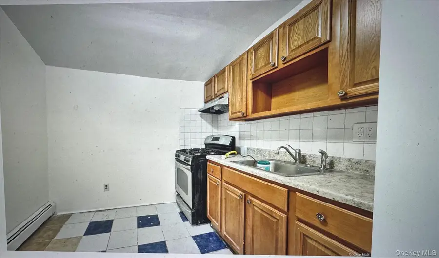 187-15 Tioga Drive, Saint Albans, NY 11412 - Image #2